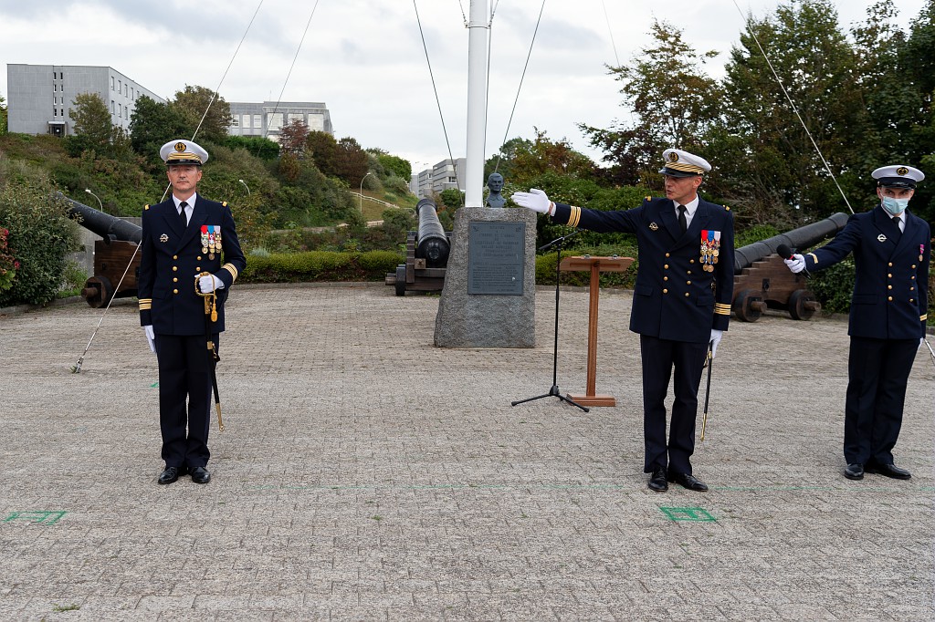 Un nouveau commandant pour Le Téméraire