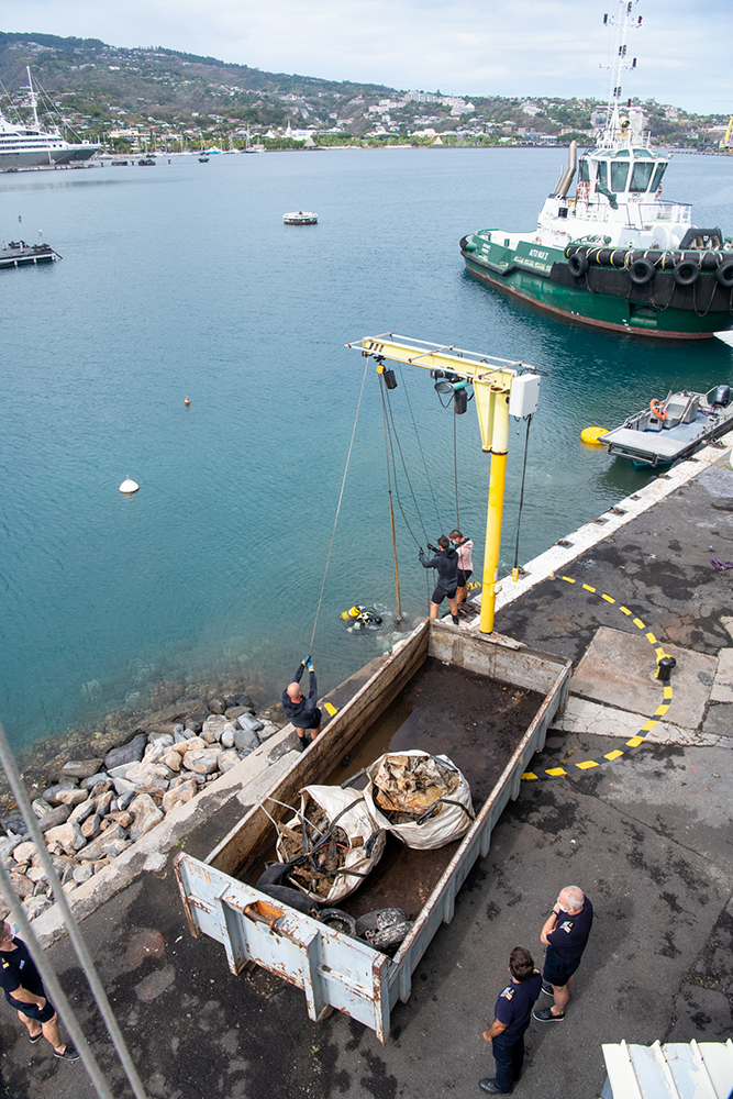 Journées « rade et base navale propre » à la base navale de Papeete