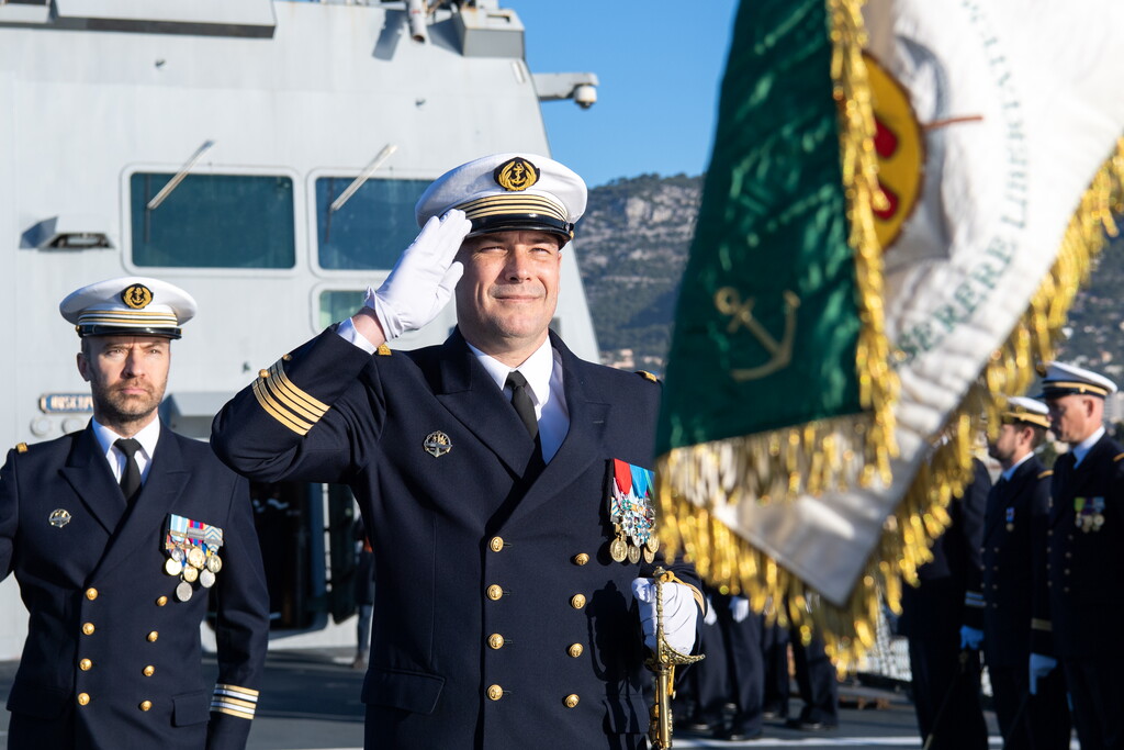  Prise de commandement croisée pour les frégates Auvergne et Lorraine