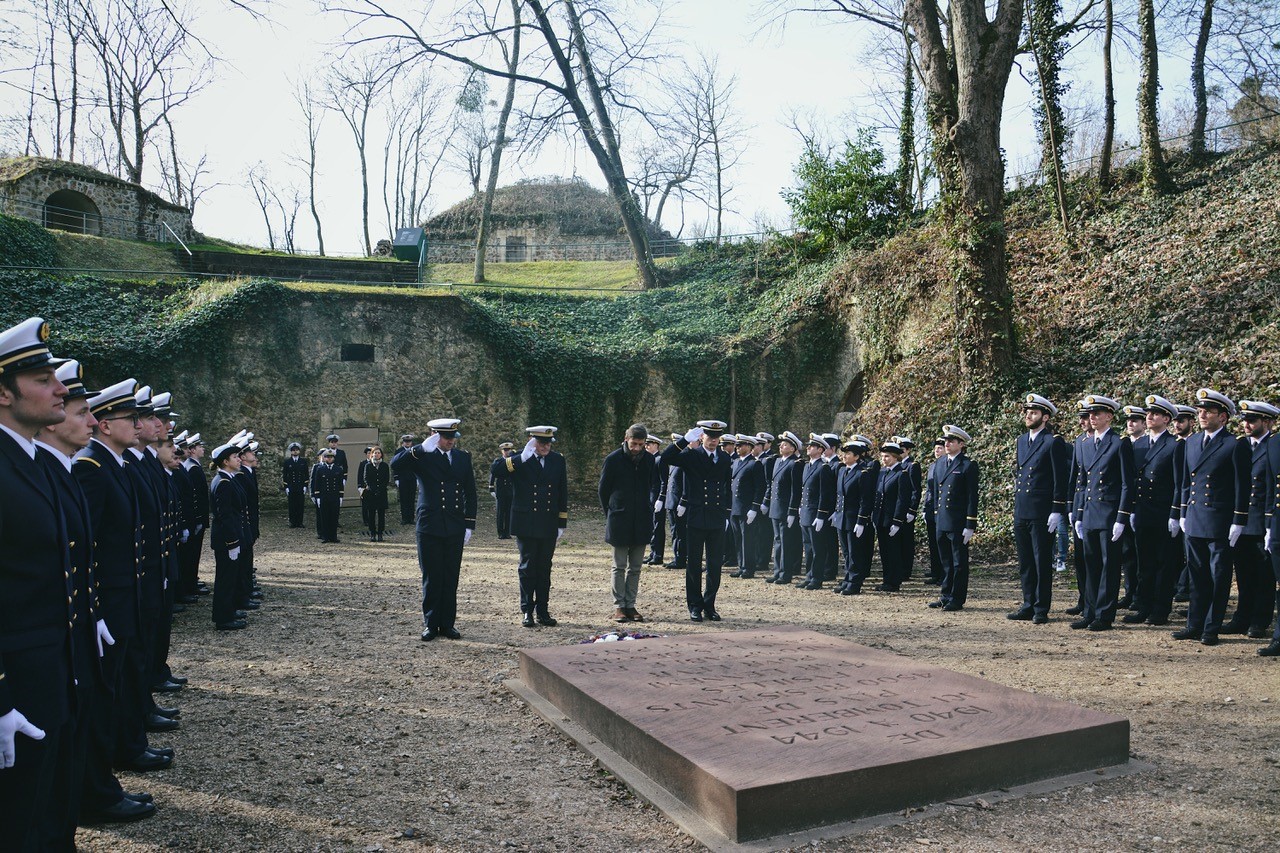 Cérémonie de présentation au Drapeau pour les stagiaires de la PMS Etat-Major