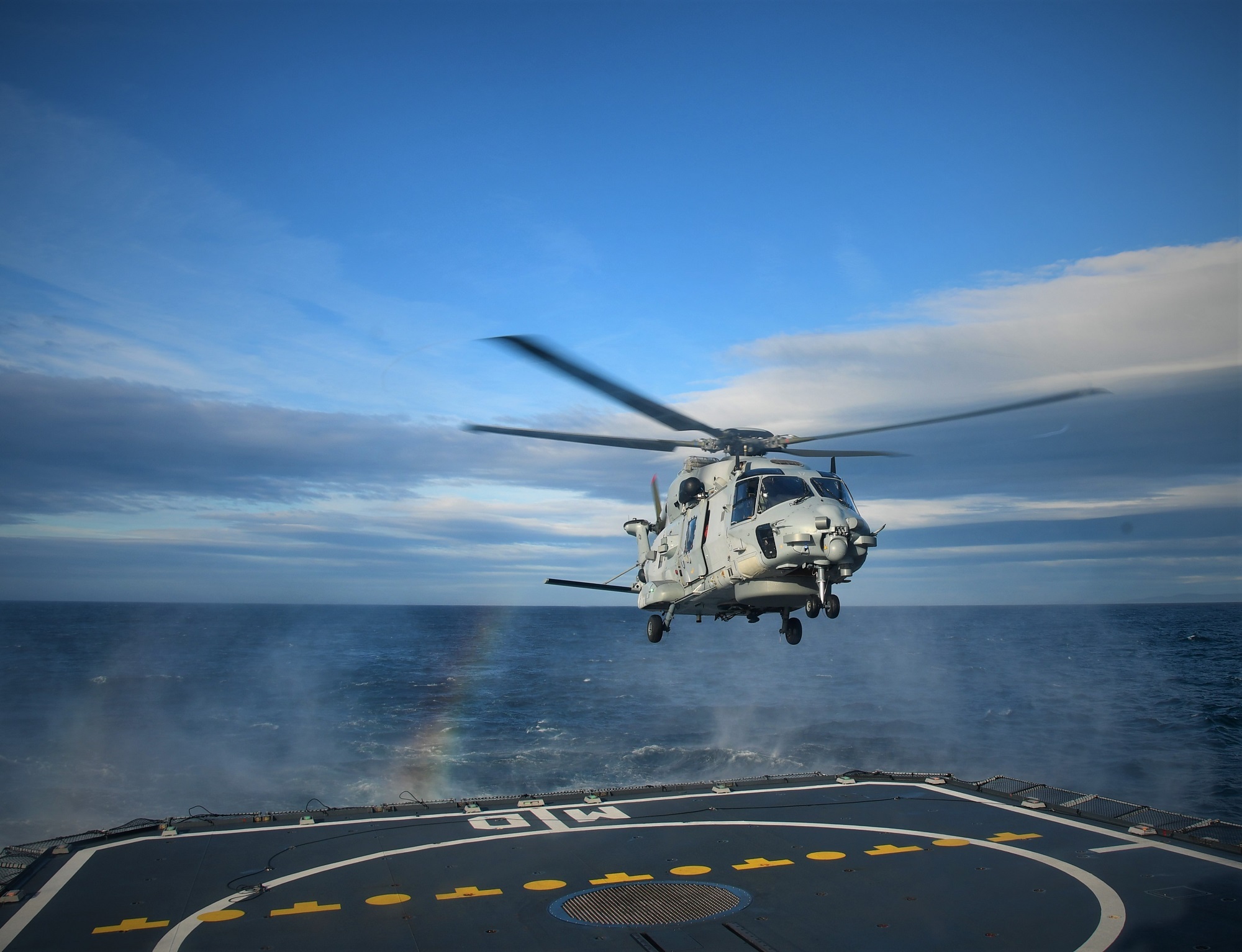 ATLANTIQUE NORD - Les marins de la frégate multi-missions Normandie intensifient leurs entraînements.