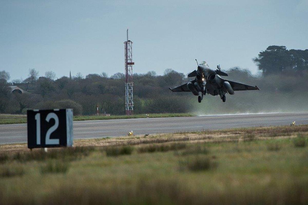 Préparation opérationnelle du Groupe Aérien Embarqué au déploiement du Groupe aéronaval