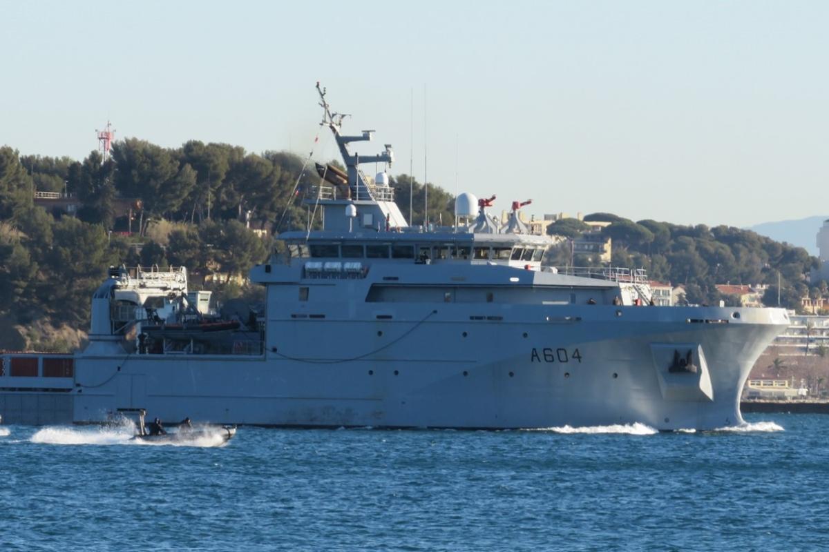 La Seine met le cap vers la Méditerranée centrale