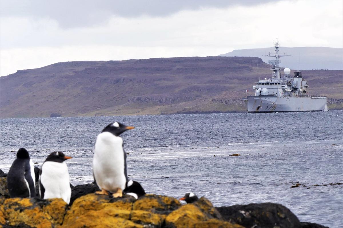 Le Floréal en mission dans les TAAF, devenues la plus grande aire marine protégée de France