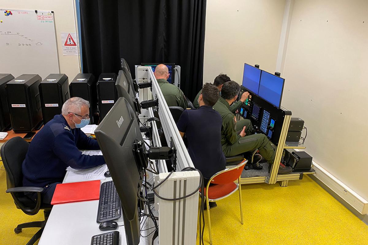 36F – Un simulateur pour les entraîner tous