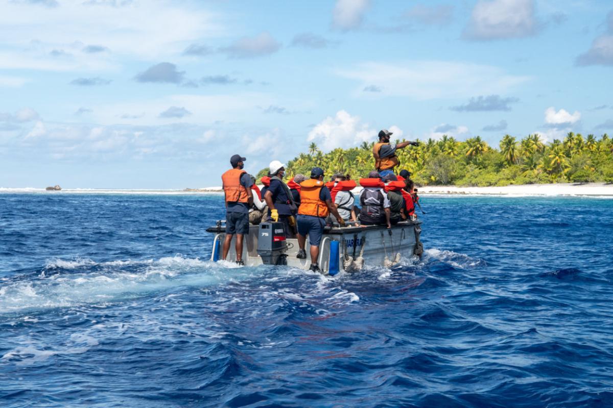 Le BSAOM Bougainville en soutien d’une équipe scientifique