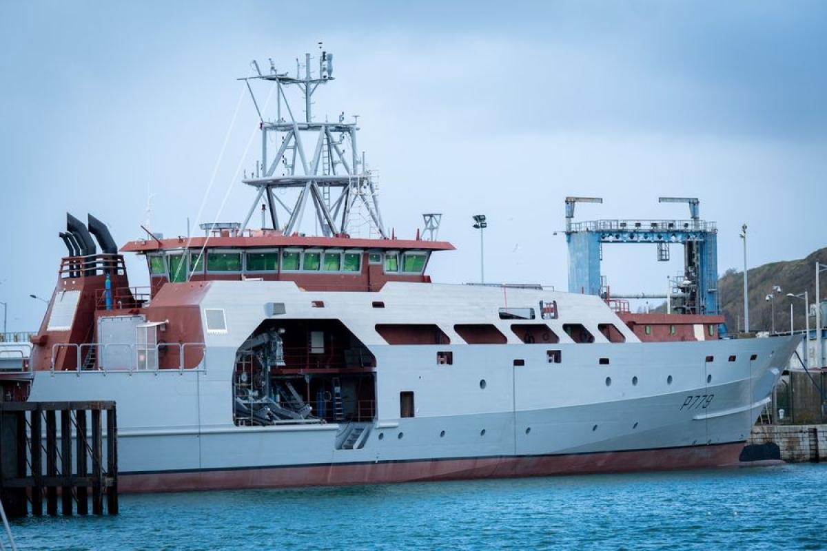 Un premier équipage pour le patrouilleur outre-mer Auguste Bénébig 