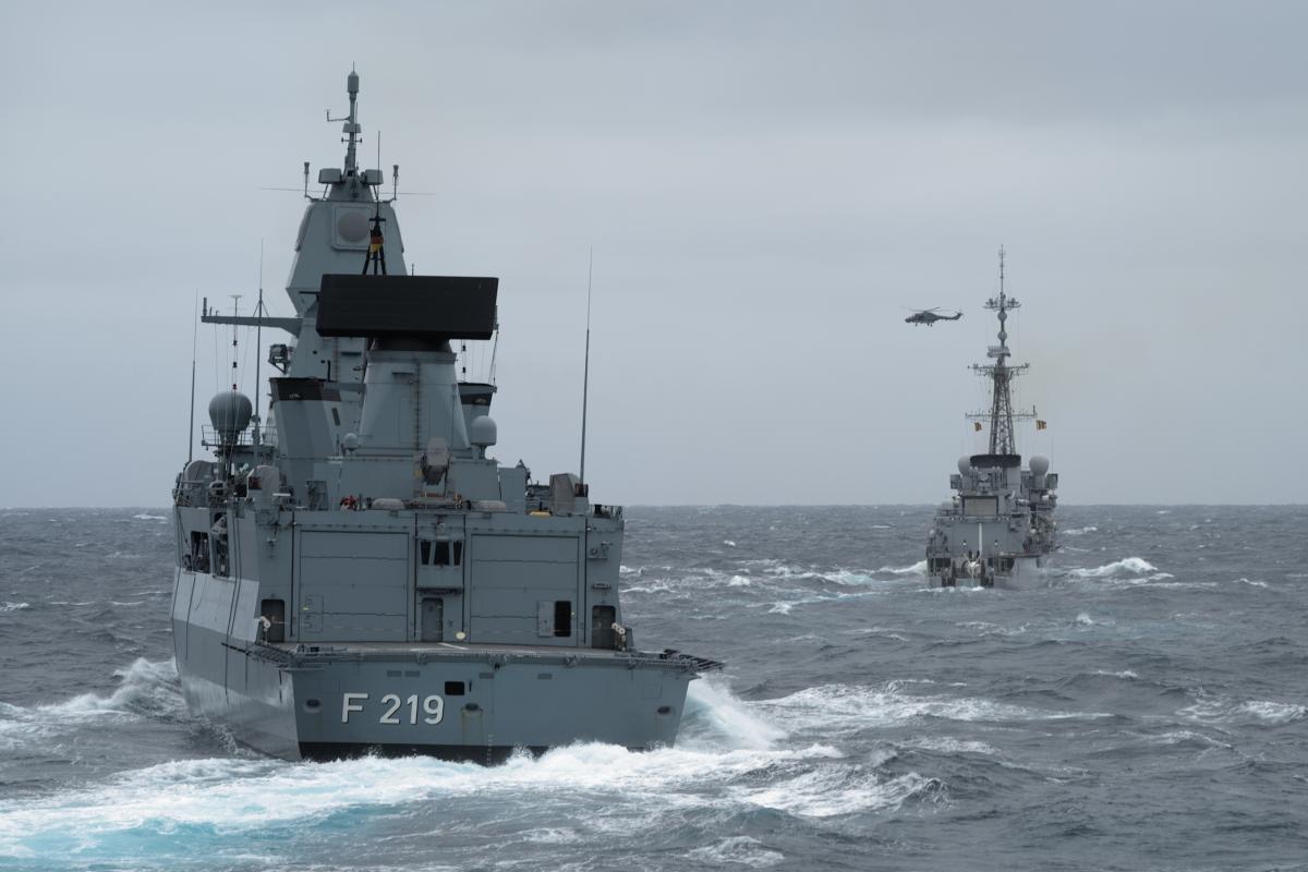 ATLANTIQUE NORD - Le Latouche-Tréville s’entraîne avec la Deutsche Marine