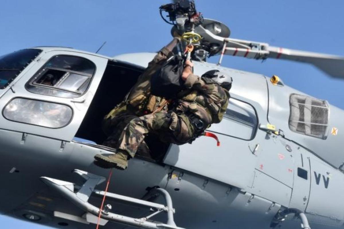 ZMAtO 22 - Les marins du Borda s’entraînent avec les EFG et les partenaires gabonais