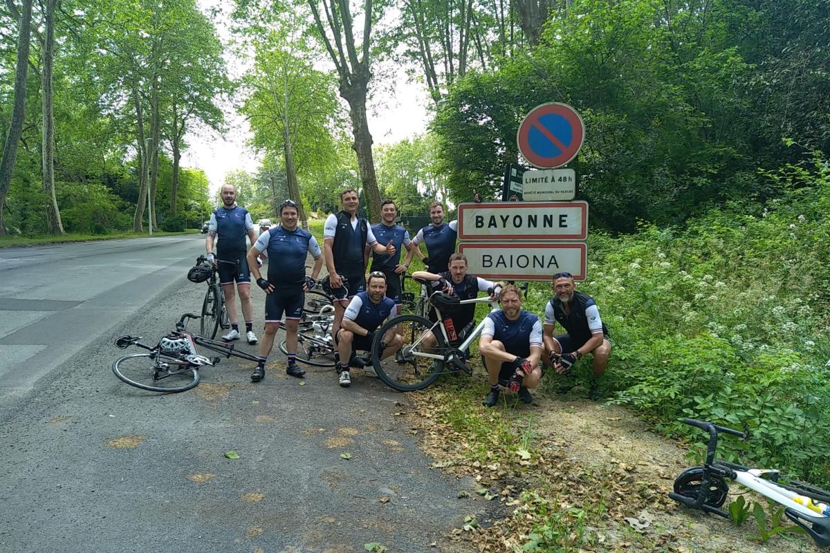 Arrivée du défi sportif Brest-Bayonne de la FREMM Aquitaine A
