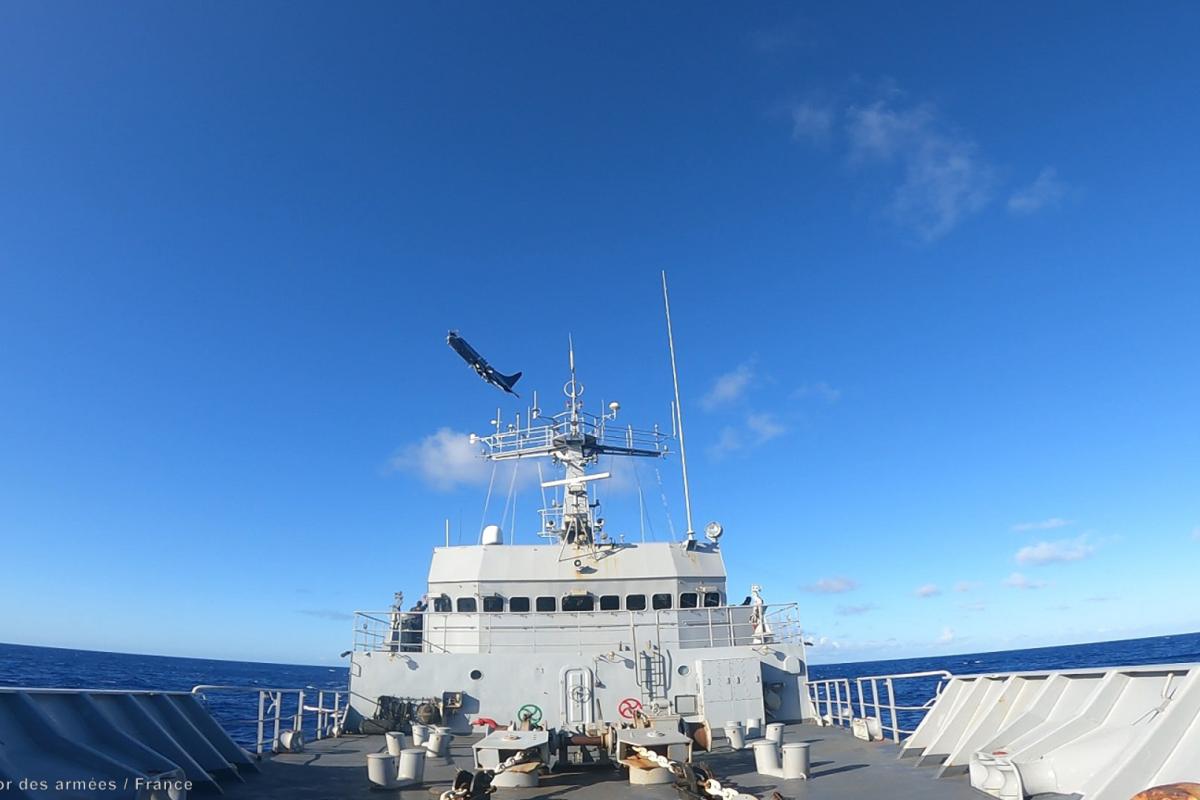 L’Arago en patrouille dans la ZEE des Îles Cook