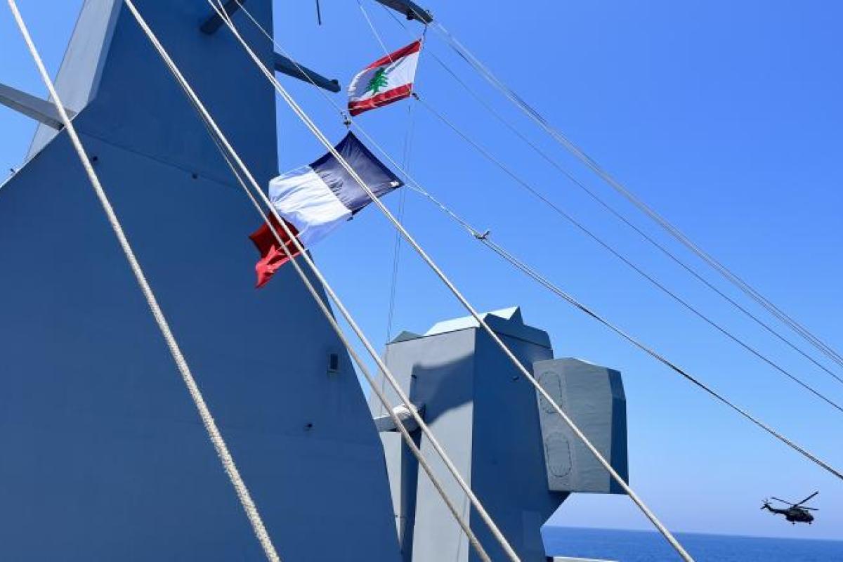 Méditerranée orientale – La FREMM Auvergne s’entraîne au sauvetage en mer avec les forces armées libanaises