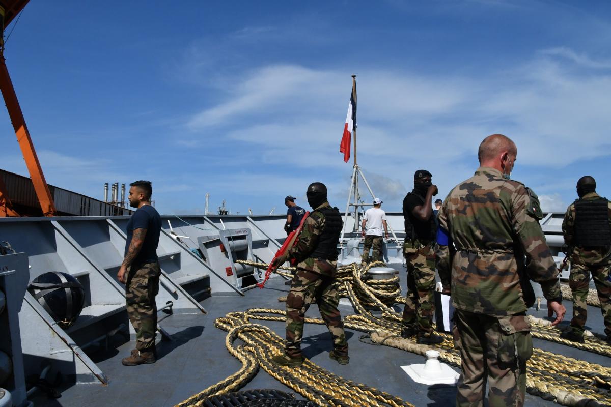 Opération Corymbe - Début de mission en Guinée pour le BCR Somme