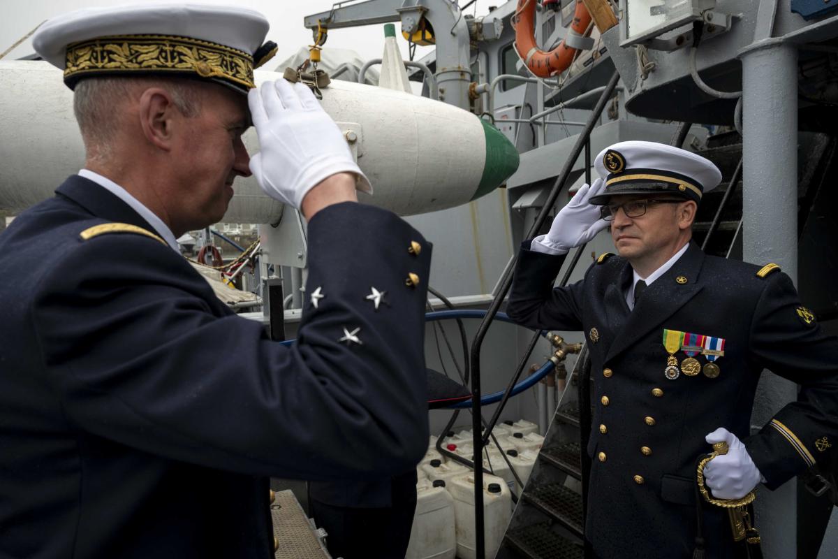 Un nouveau commandant pour le bâtiment remorqueur de sonar Aldébaran