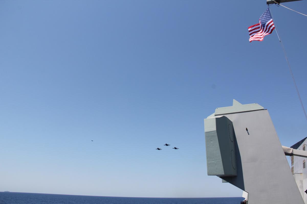 Méditerranée centrale et occidentale : le CSG-8 participe à la Fête Nationale à bord de la FREMM Languedoc