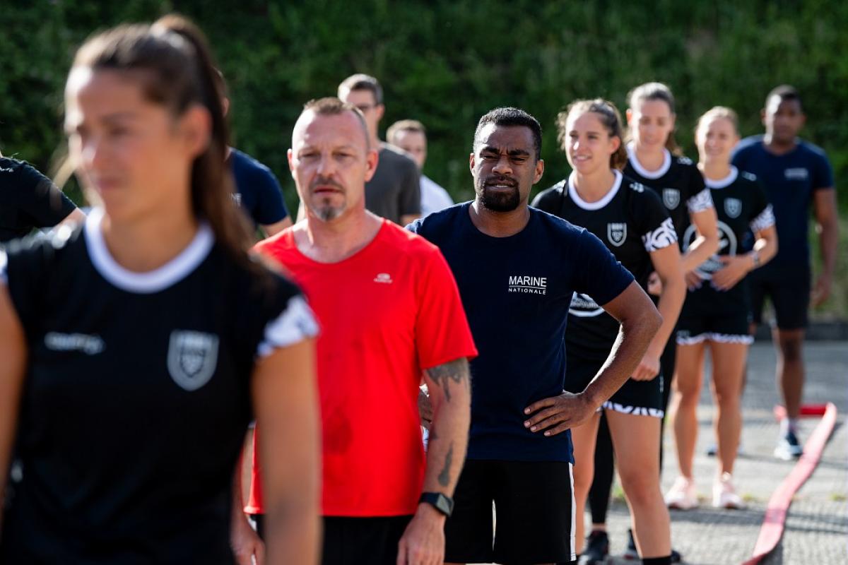 Matinée cohésion des joueuses du Brest Bretagne Handball avec les marins-pompiers de Brest 