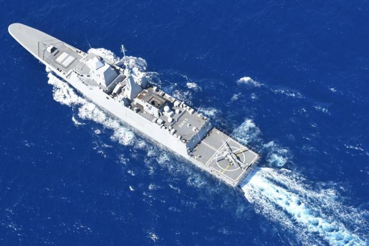  Méditerranée orientale - La FREMM Languedoc coopère avec les marines américaine et espagnole 