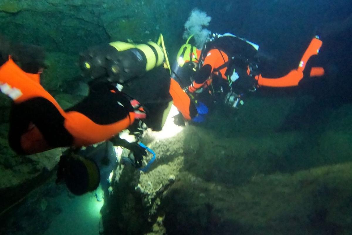  Formation à la surface non-libre pour les marins-pompiers