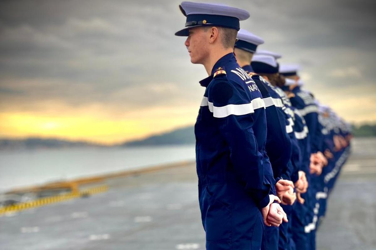  L’École de Maistrance prend le large à bord du PHA Dixmude