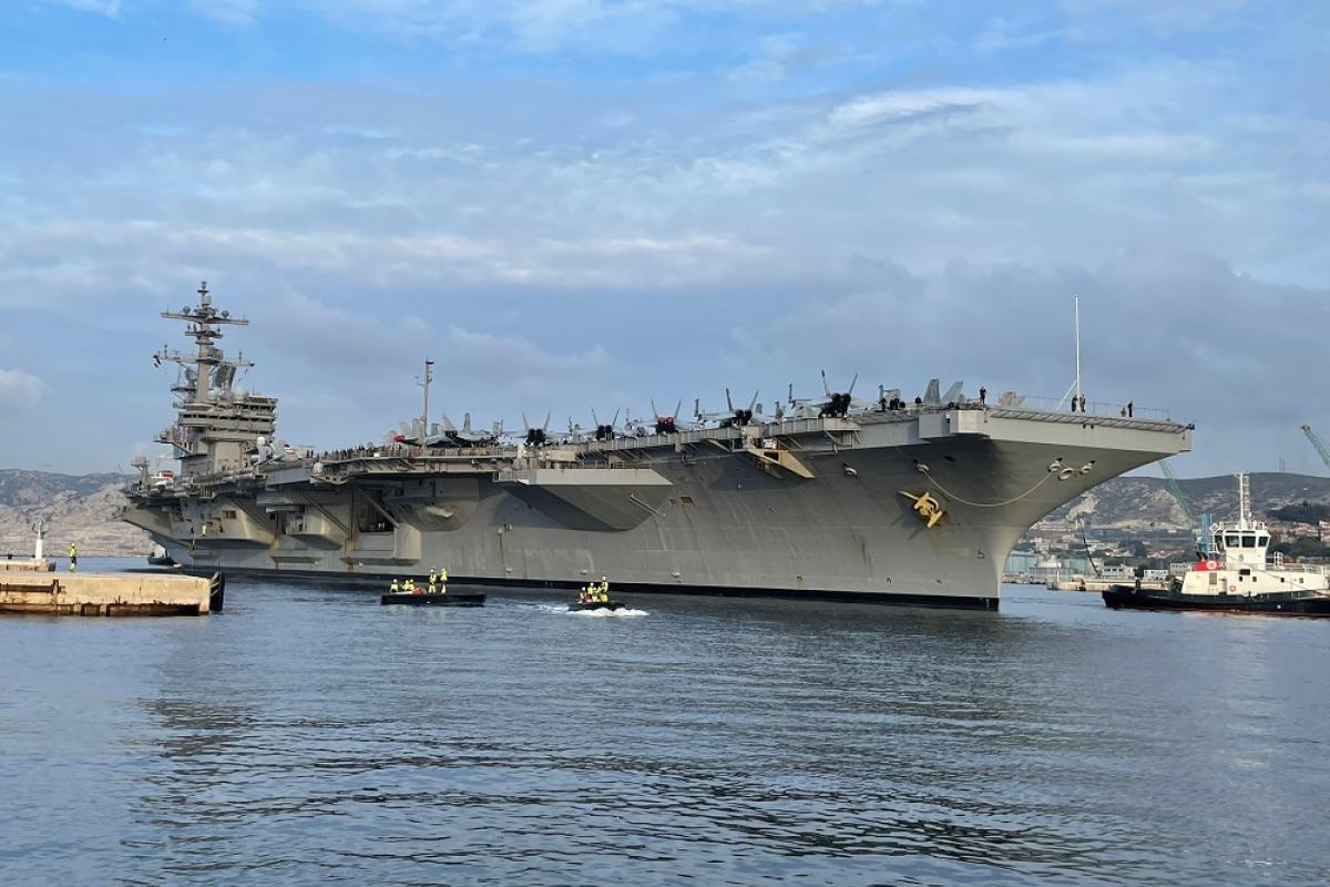  Escale du porte-avions USS George H. W. Bush à Marseille