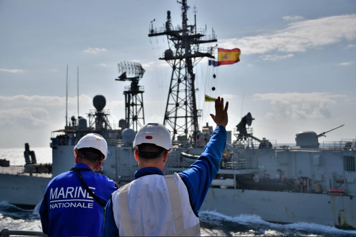  ANTARES – Le groupe aéronaval concourt à l’opération européenne ATALANTA pour renforcer la sécurité maritime en océan Indien