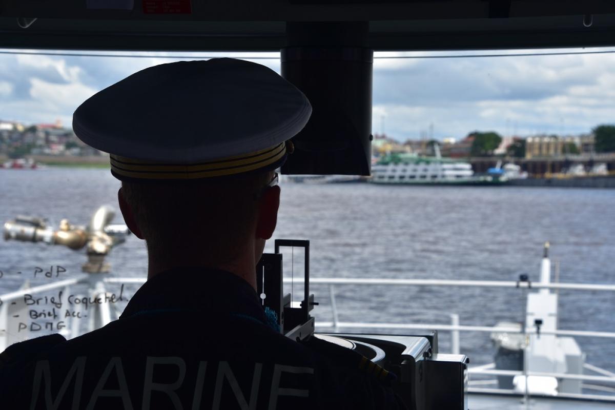  La Résolue rencontre les marins du 9ème district naval du Brésil à Manaus