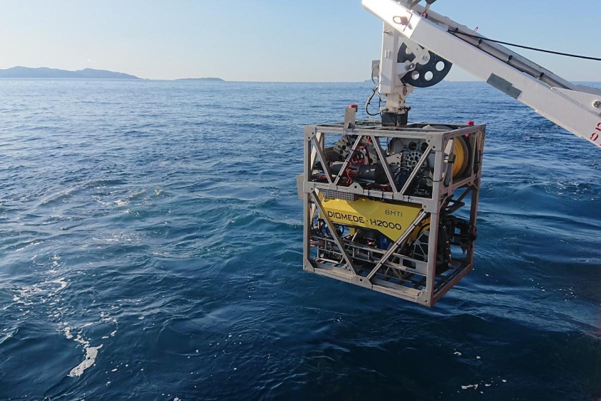  ORION 23 – Opération inédite de relevage d’une épave d’hélicoptère par le BSAA Pionnier et le Groupe d’intervention sous la mer