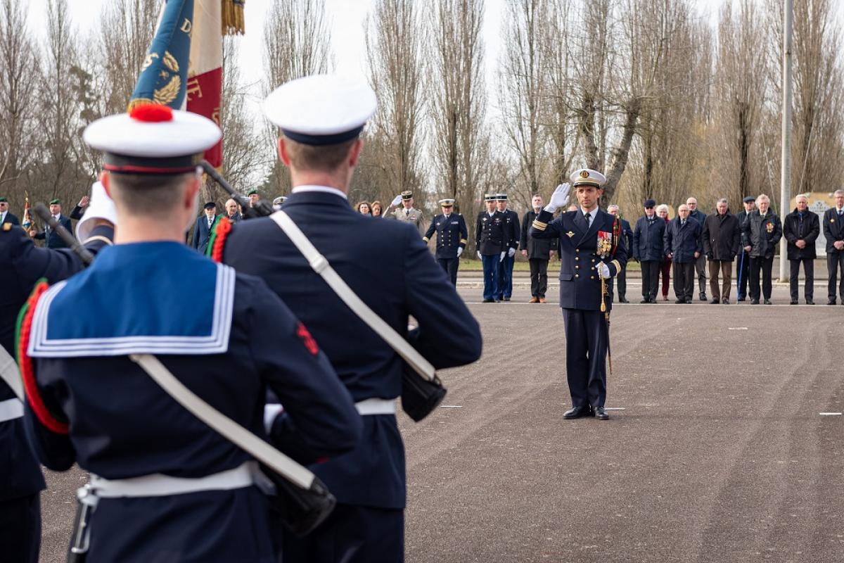  Cérémonie de tradition à l’école des fusiliers marins : deux cours baptisés et mis à l’honneur