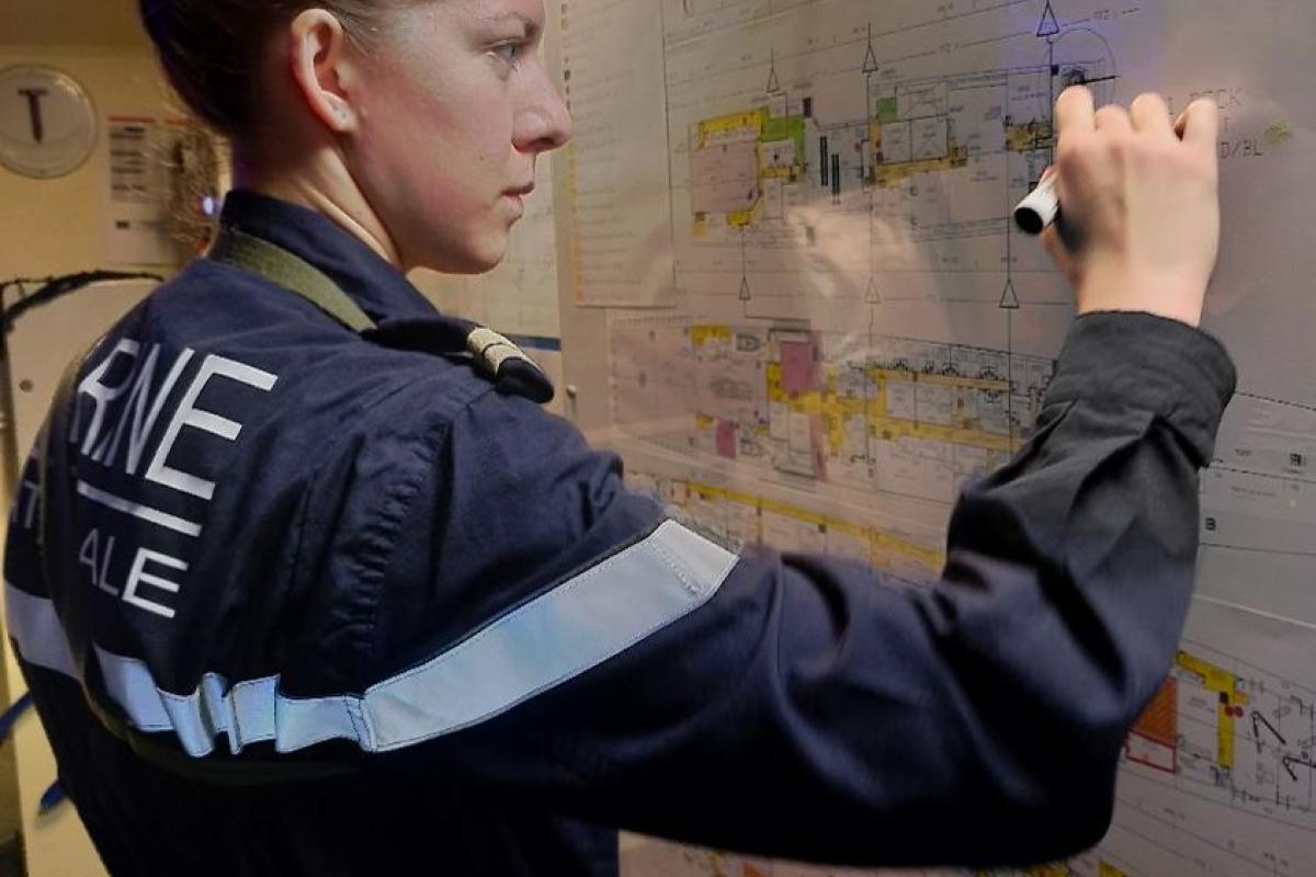  Portrait : SM Justine, marin-pompier sécurité navire sur le Forbin