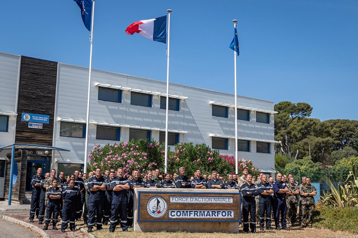 L’état-major FRMARFOR paré après son Battle Staff Training