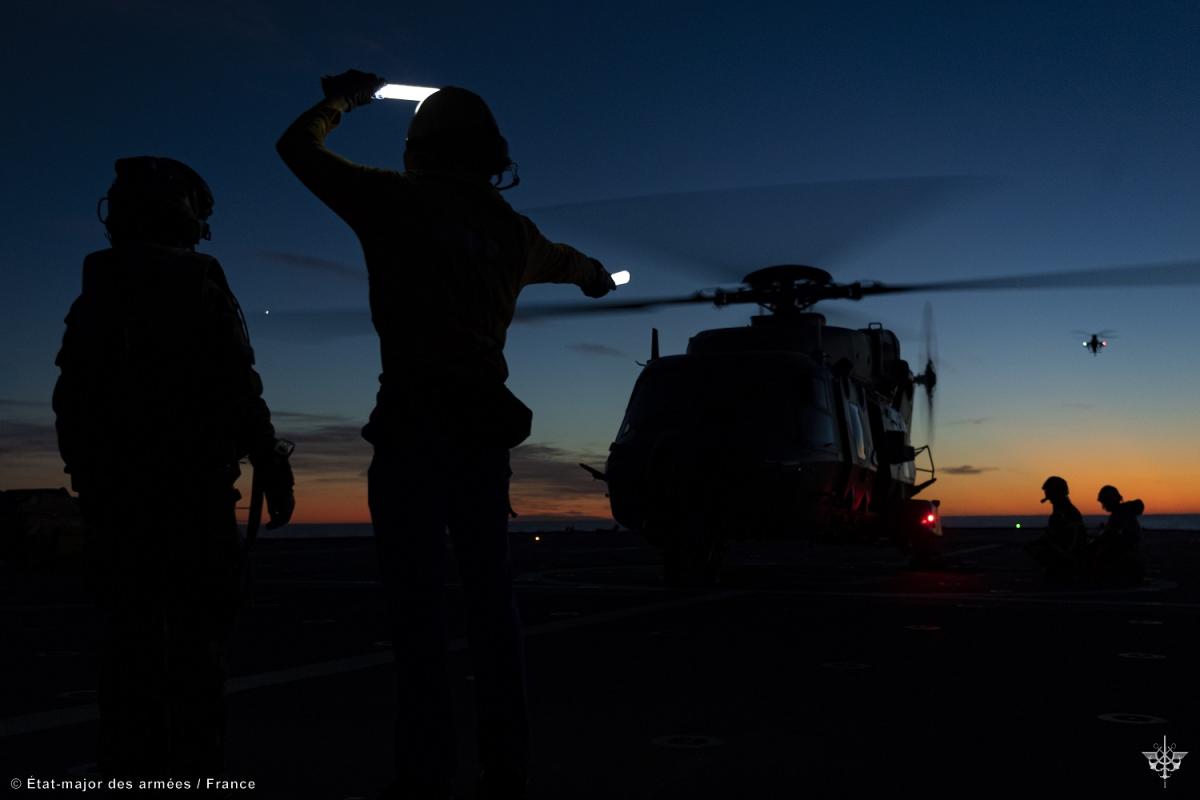 Cormoran 21 - Le groupe naval aéromobile entre en action