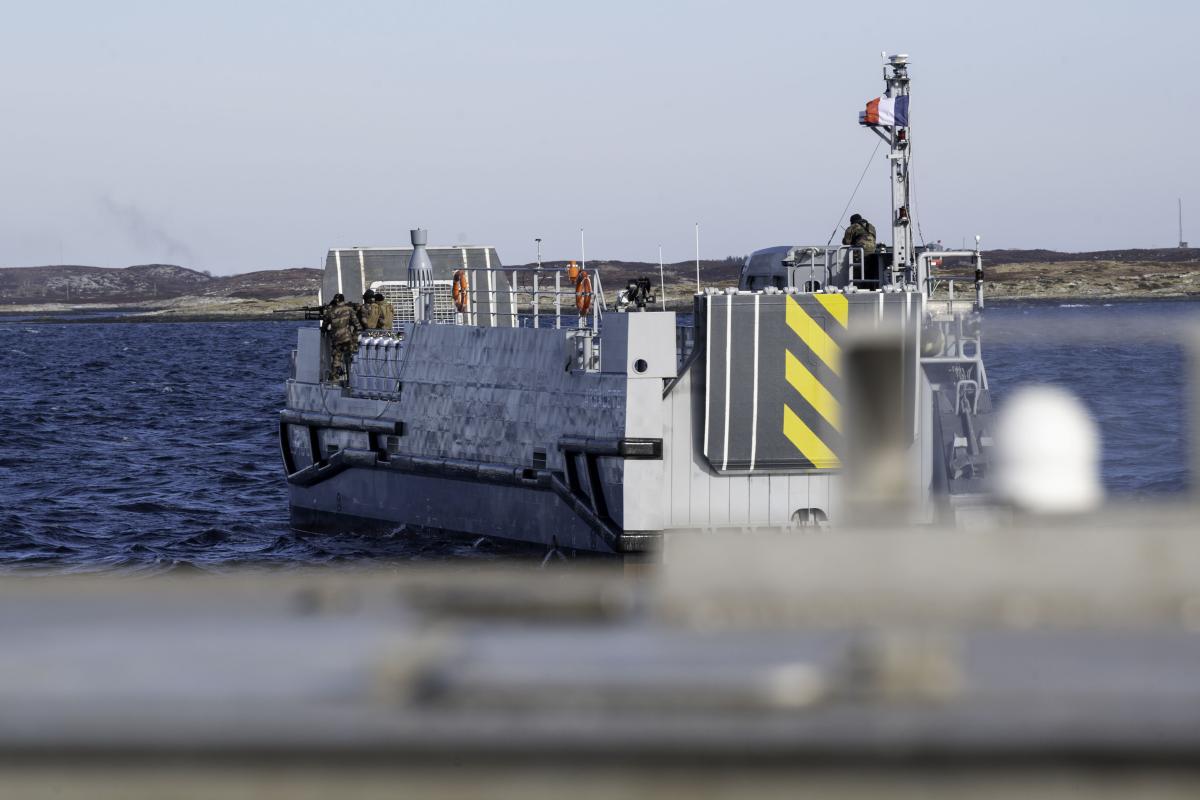 La Flottille amphibie parée au combat dans le Grand Nord
