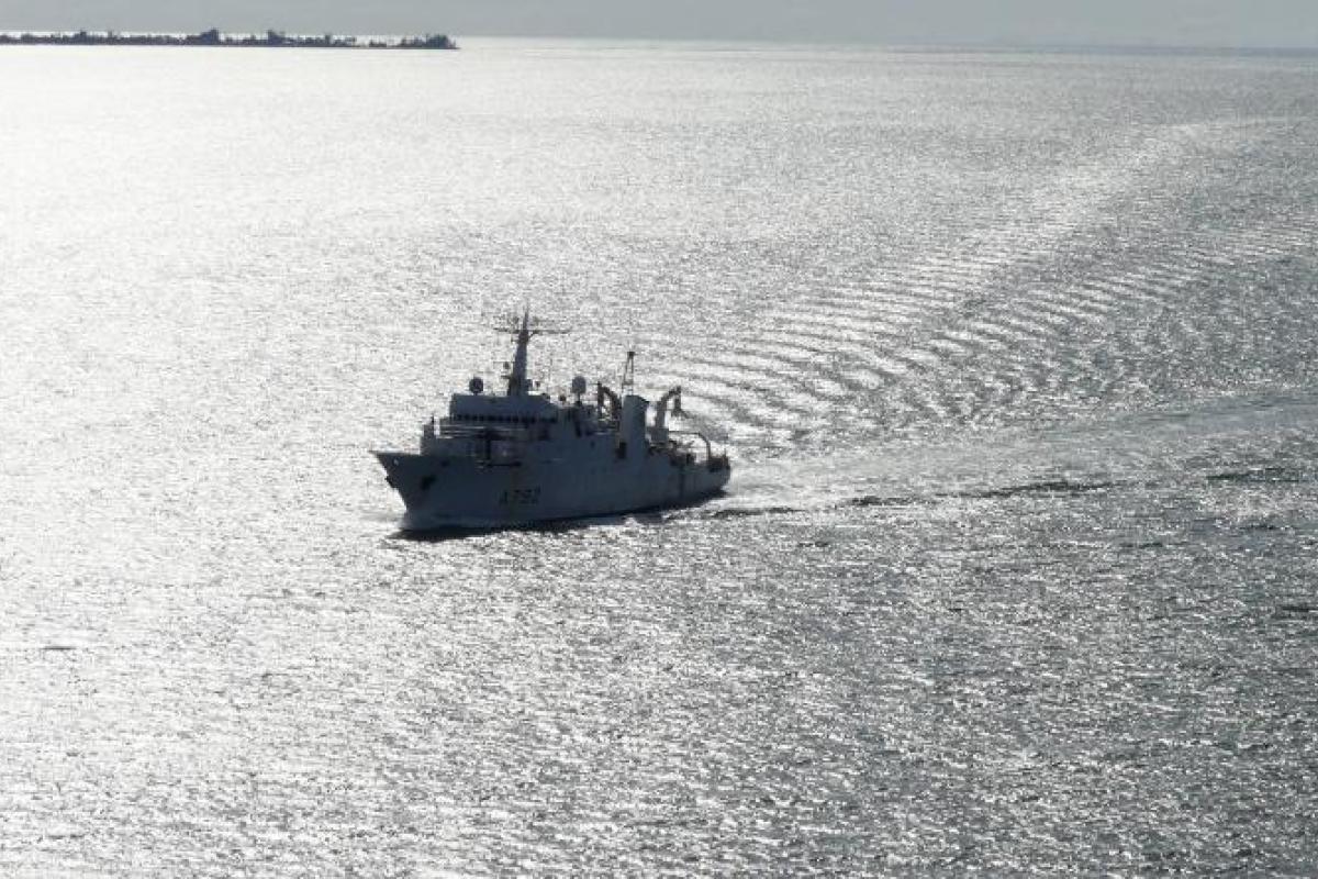 ZMAtO 22 - Les marins du Borda s’entraînent avec les EFG et les partenaires gabonais