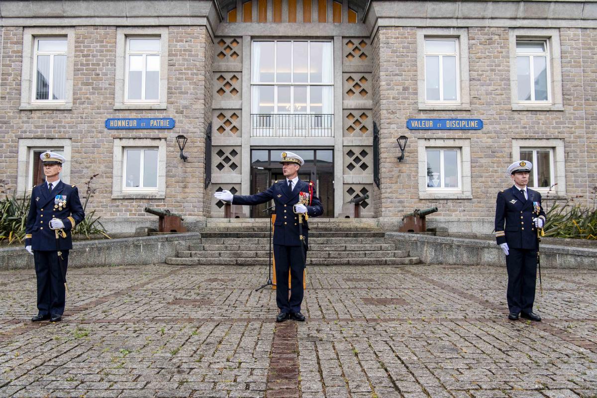 Prise de commandement du bataillon de fusiliers marins Amyot d’Inville 
