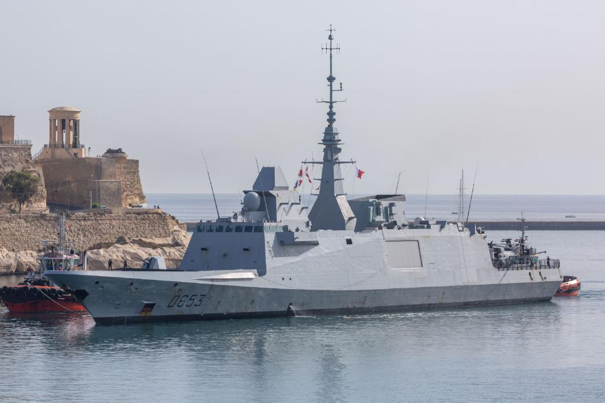  Méditerranée centrale : la FREMM Languedoc B en escale à Malte