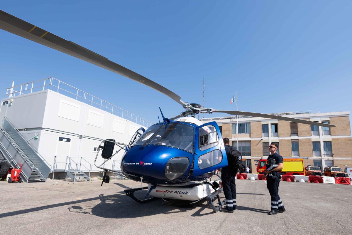  Deux hélicoptères bombardiers d’eau pour les marins-pompiers