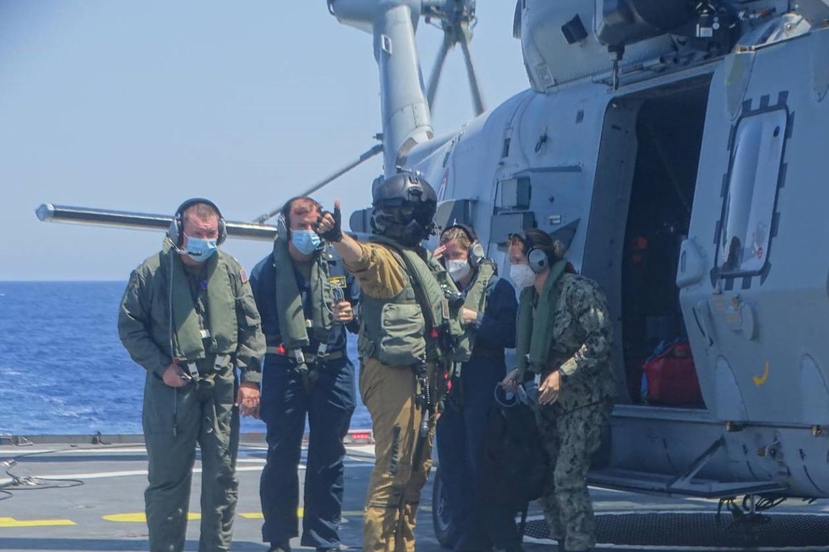 Méditerranée orientale – Le commandant de la SNMG2 accueilli à bord du Languedoc 