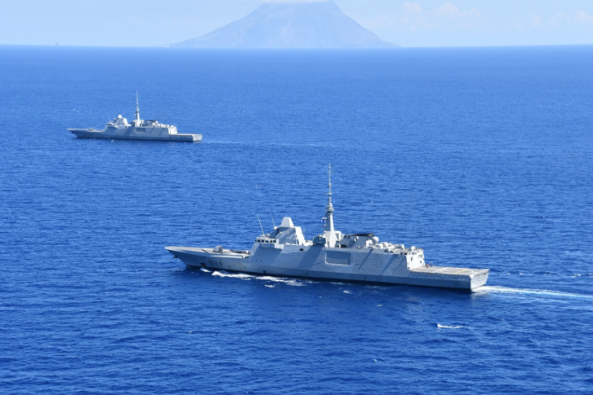 Relève au sein du Standing Nato Maritime Group N°2 (SNMG2) entre le Languedoc A et la Provence B