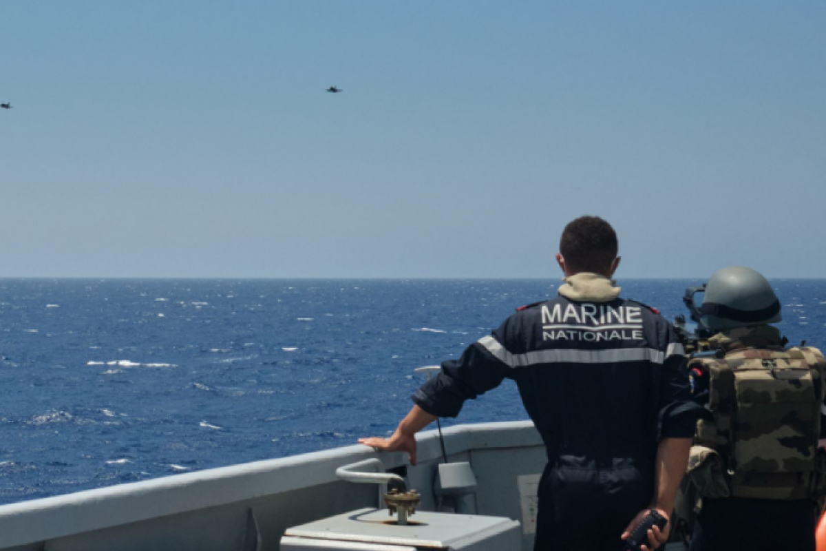 Méditerranée orientale – Entrainement avec l’armée de l’air grecque pour la FREMM Provence