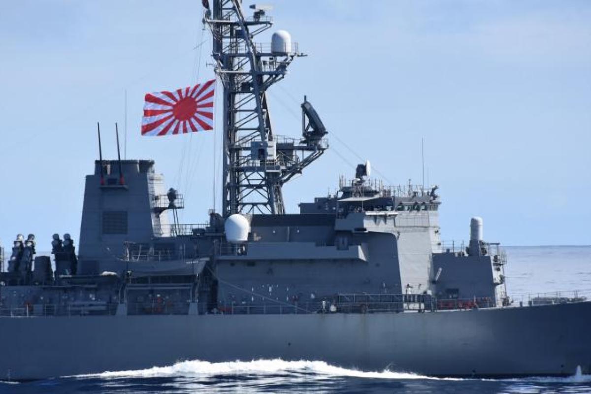 FANC - Exercice franco-japonais Oguri-Verny entre le D’Entrecasteaux et la frégate Kirisame