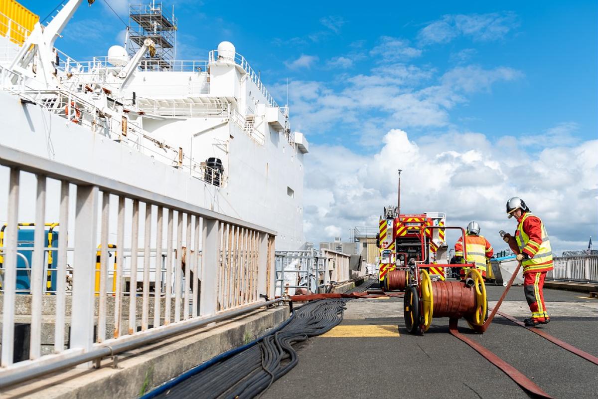  Base navale de Brest : exercice sécurité supérieur validé pour le Monge et les renforts extérieurs