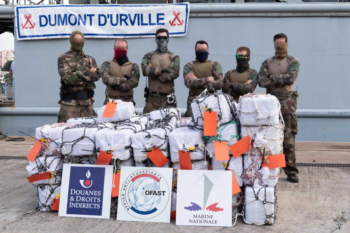  FAA – Saisie de produits stupéfiants par le BSAOM Dumont D’Urville