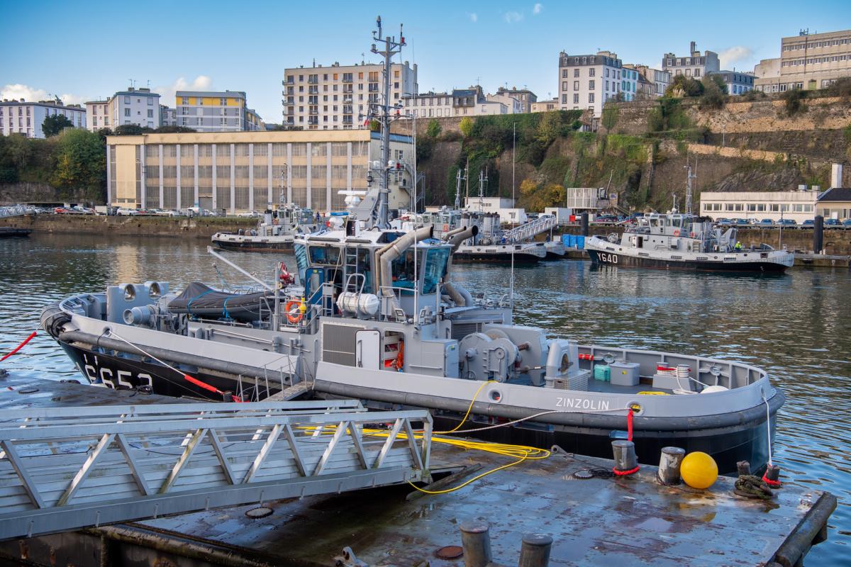  Livraison du premier RPC 30 de la Marine nationale à la base navale de Brest