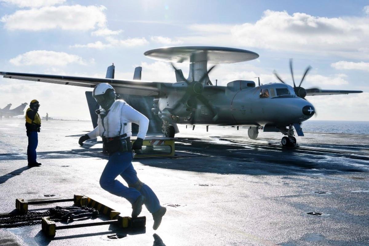  GAN - Le groupe aéronaval débute sa mission ANTARES 