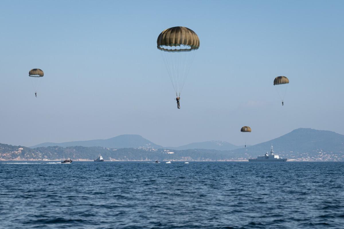 ORION – Exercice d’aérolargage avec les forces spéciales de la Marine nationale