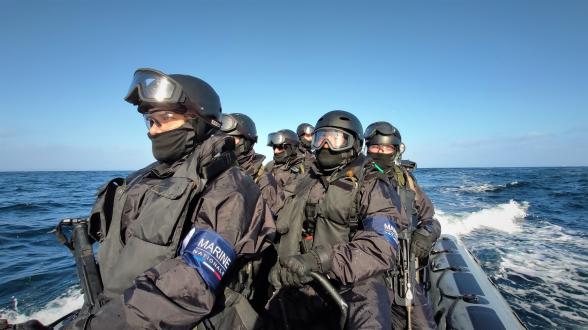 ATLANTIQUE NORD - Les marins de la frégate multi-missions Normandie intensifient leurs entraînements.