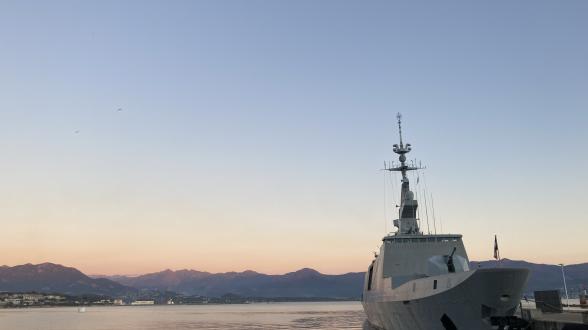 Le Surcouf en exercice d’évacuation de ressortissants à Ajaccio