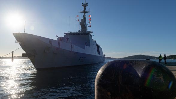 Toulon – L’Aconit appareille pour deux mois de mission en Méditerranée