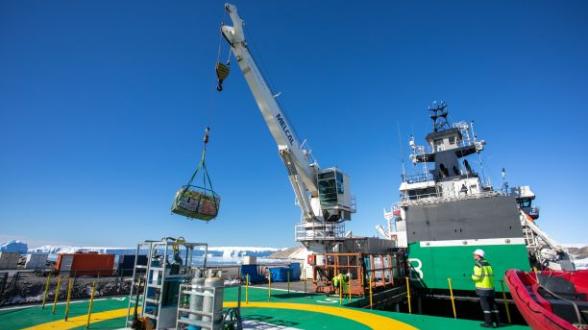 4ème rotation pour le patrouilleur polaire L’Astrolabe 