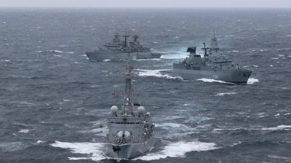 ATLANTIQUE NORD - Le Latouche-Tréville s’entraîne avec la Deutsche Marine
